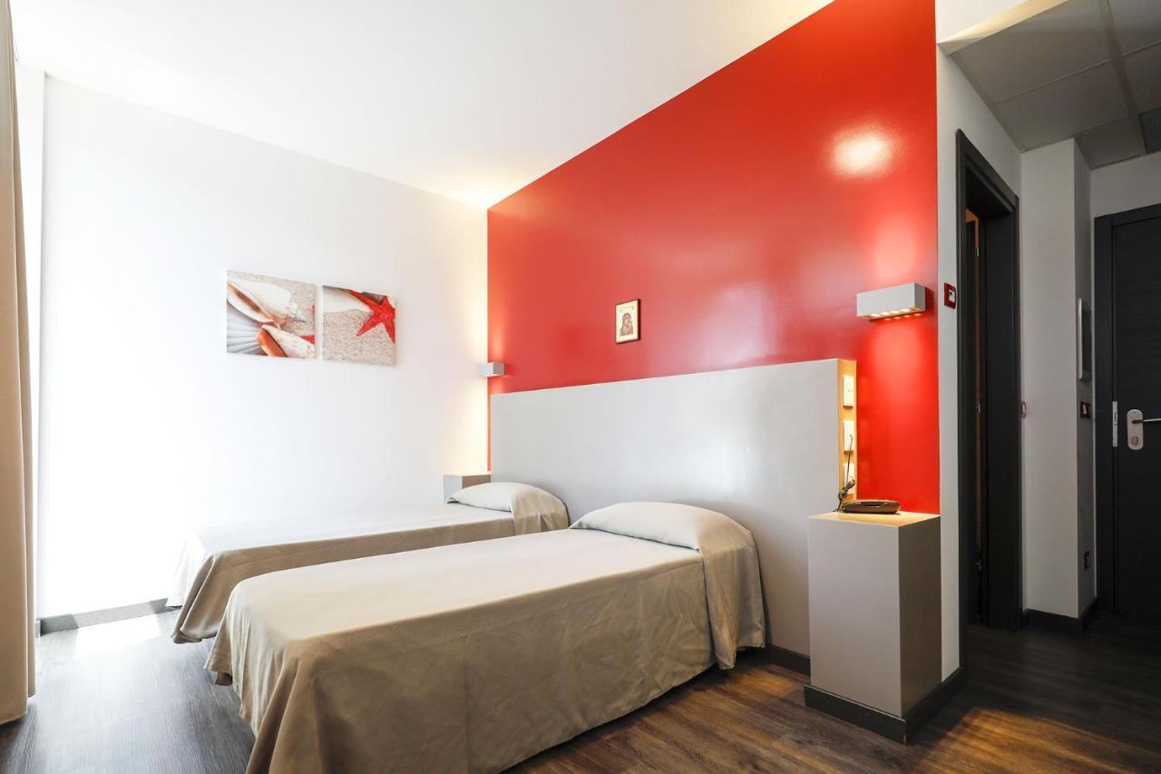 Casa Per Ferie San Juan De Avila Rzym Zewnętrze zdjęcie