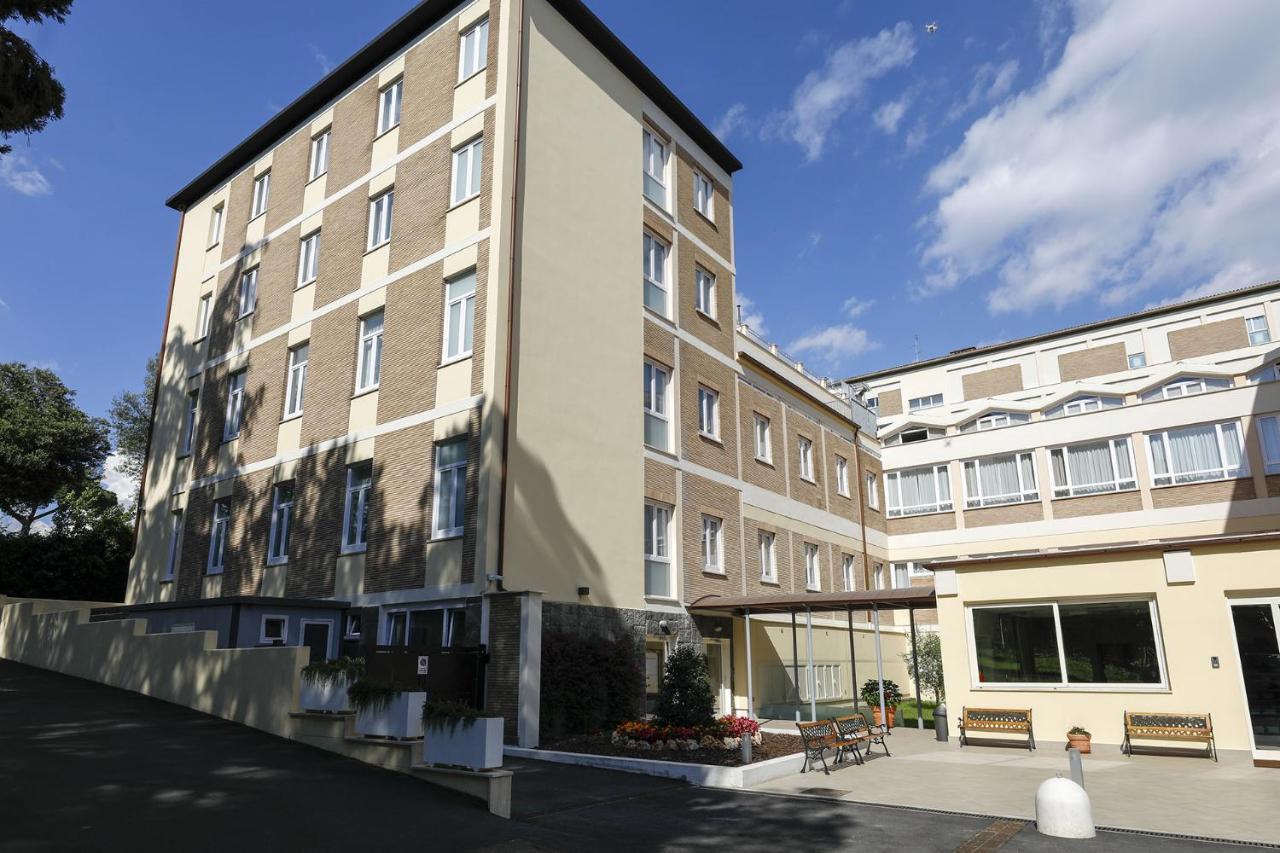 Casa Per Ferie San Juan De Avila Rzym Zewnętrze zdjęcie