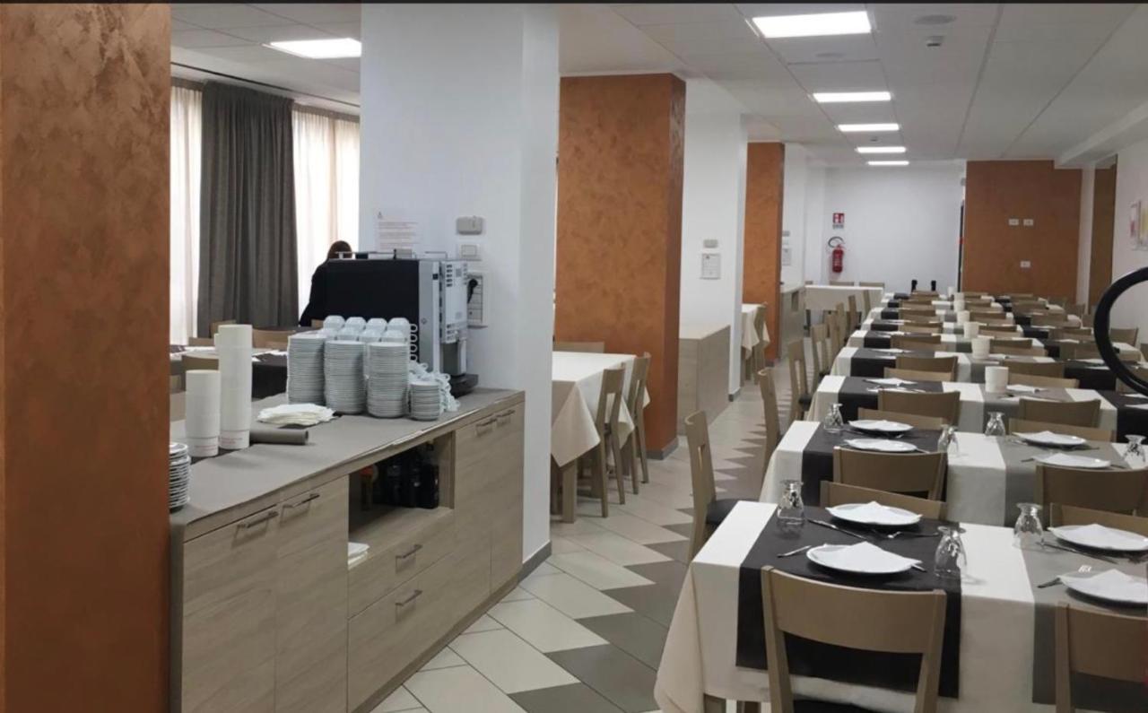 Casa Per Ferie San Juan De Avila Rzym Zewnętrze zdjęcie