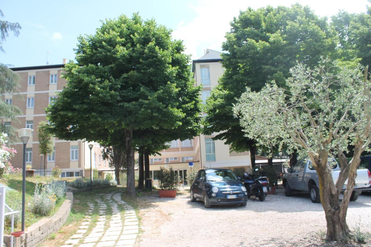 Casa Per Ferie San Juan De Avila Rzym Zewnętrze zdjęcie
