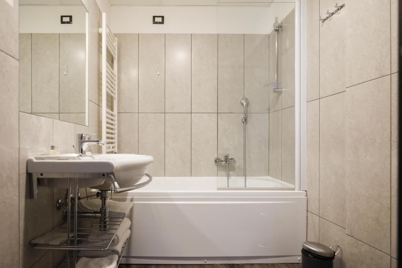 Casa Per Ferie San Juan De Avila Rzym Zewnętrze zdjęcie